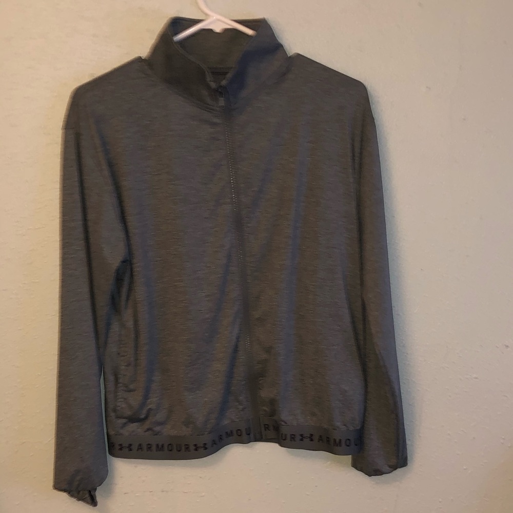 Loose/Coupe Lache/suelto under armor